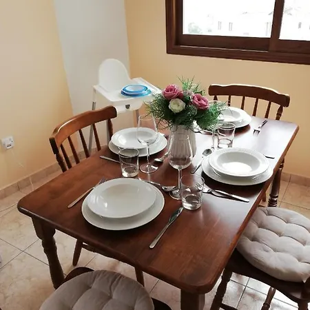 Apartment Pegeiotissa *