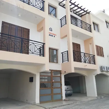 Pegeiotissa Apartament *